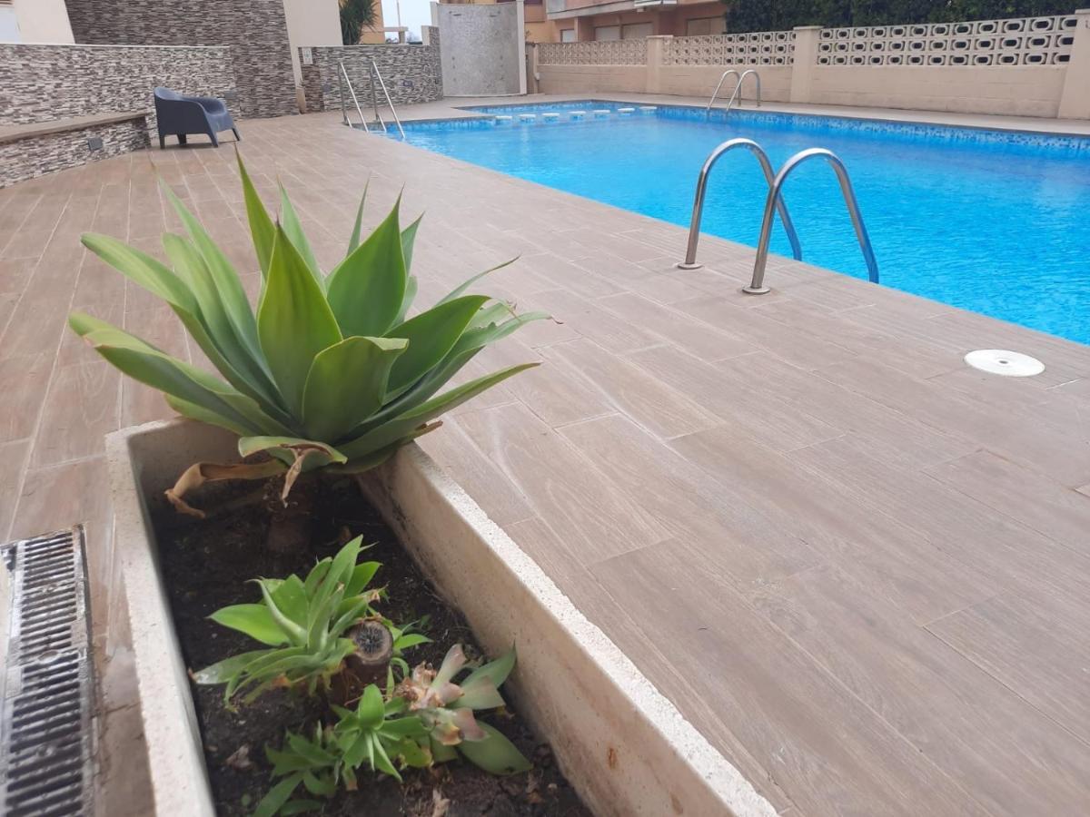 Apartamento A 100 Metros De La Playa Con Grande Terraza Y Vistas Al Mar Daimus Exterior foto