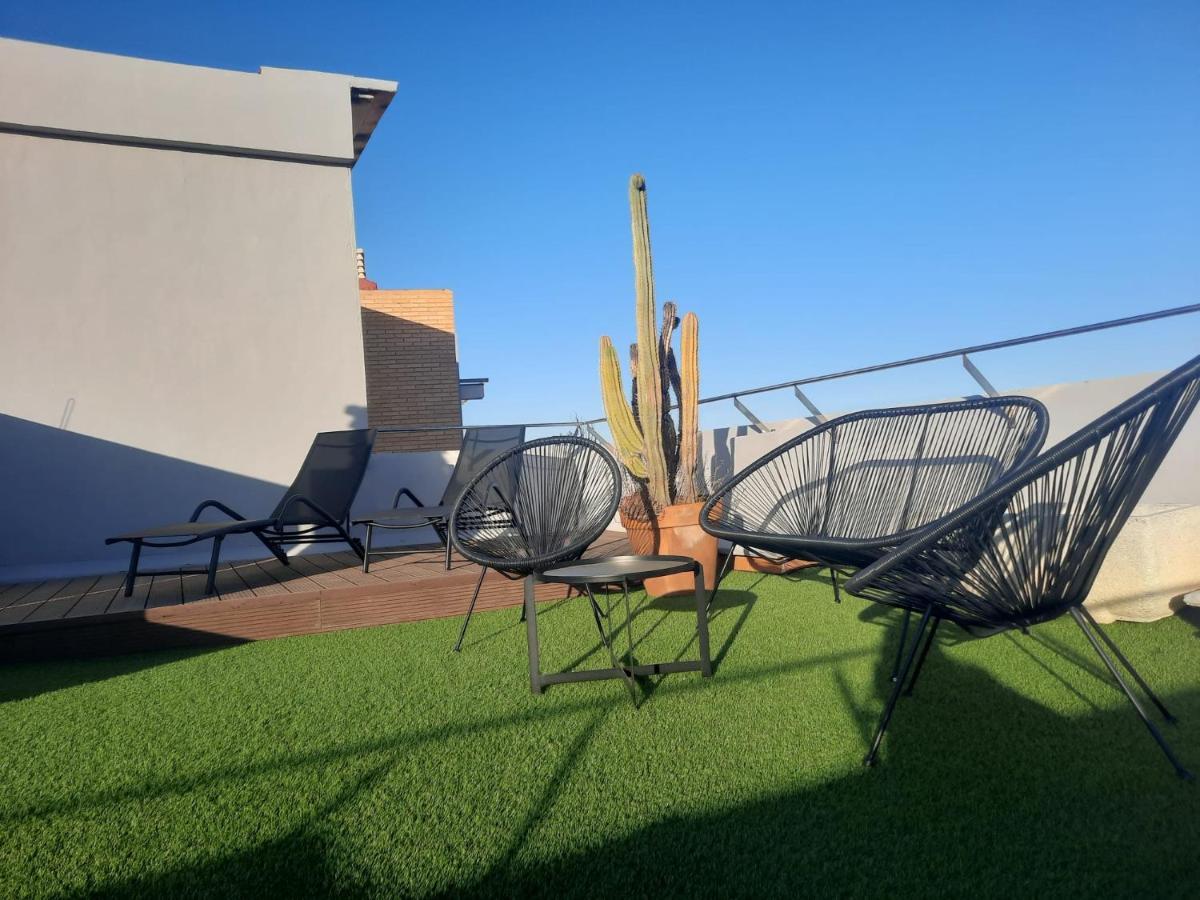 Apartamento A 100 Metros De La Playa Con Grande Terraza Y Vistas Al Mar Daimus Exterior foto